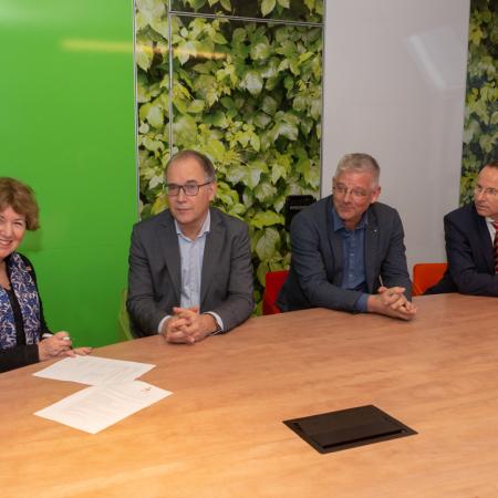 Ondertekening van de sponsorovereenkomst tussen de Rabobank en DelfSail 2021