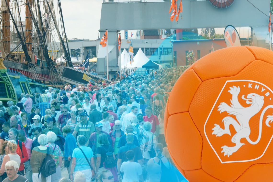 Oranje is ook tijdens DelfSail te bekijken op groot scherm